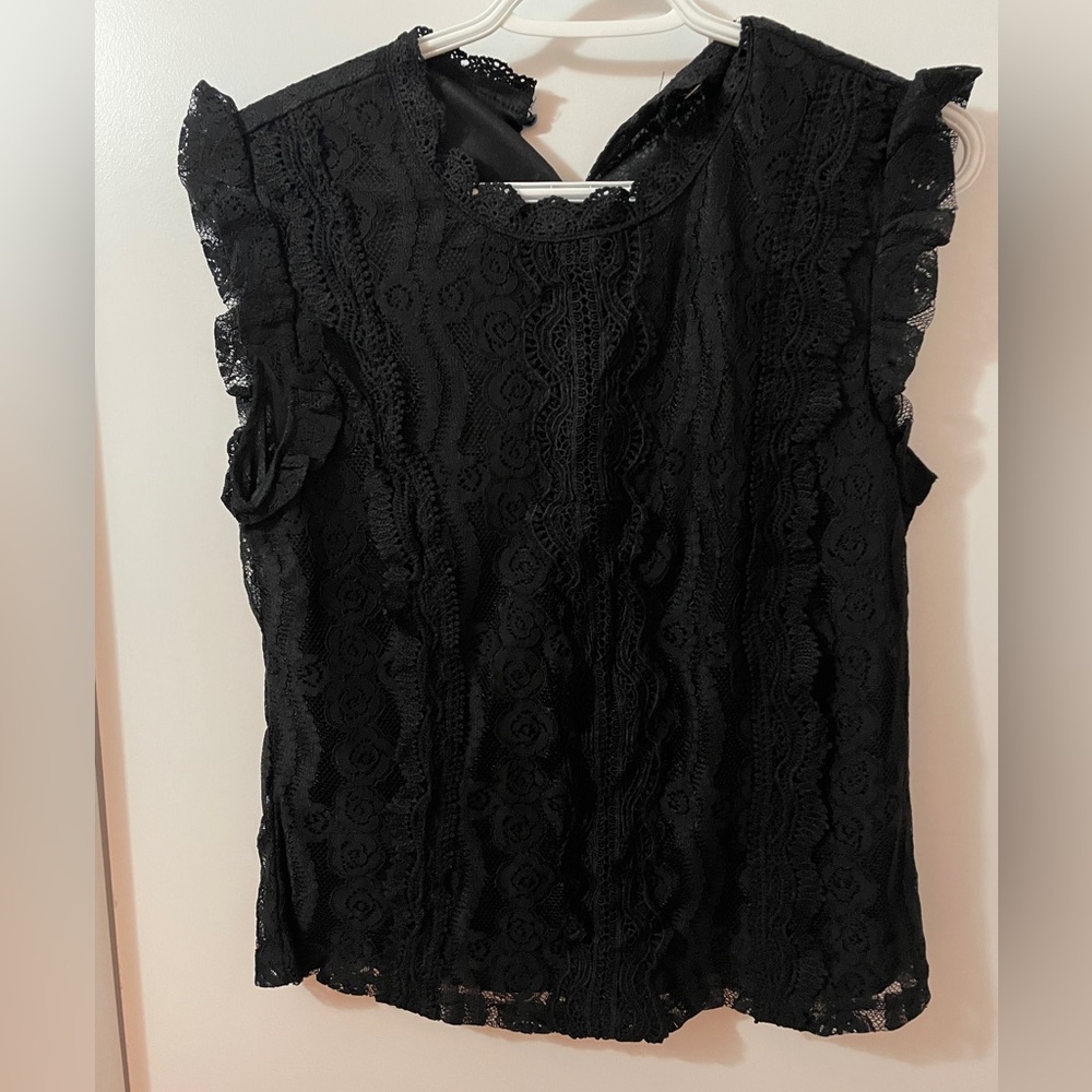 Black Lace Sleeveless Top